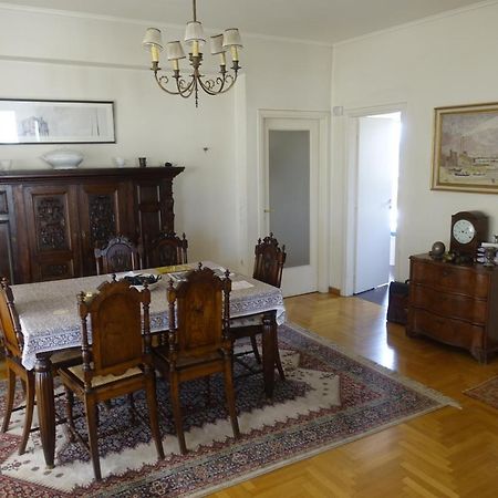 Eleni'S Home In Athens-Room Rental Atenas Exterior foto