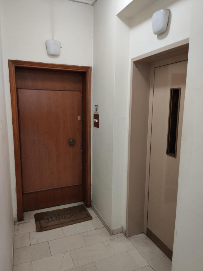 Eleni'S Home In Athens-Room Rental Atenas Exterior foto